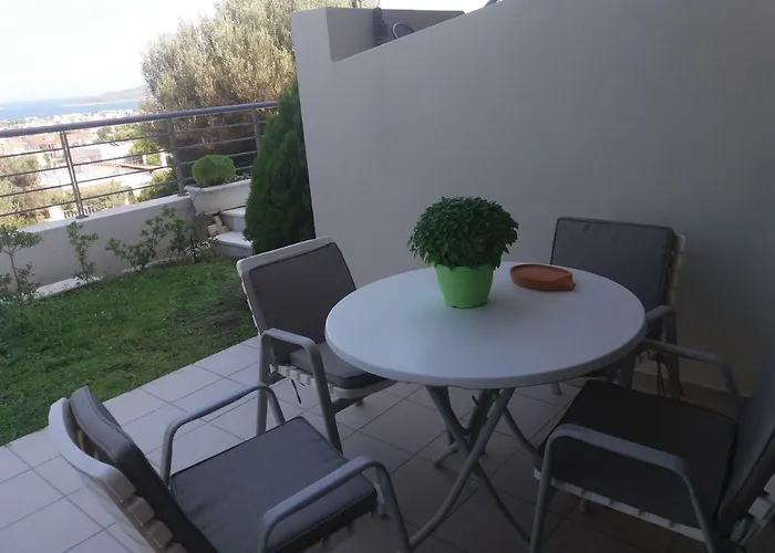 Lena\'S Fresh Studio Near The Airport With Seaview